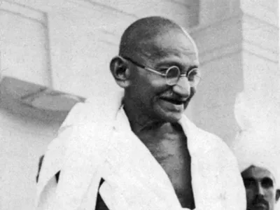 mohandas k gandhi leader mahatma indian